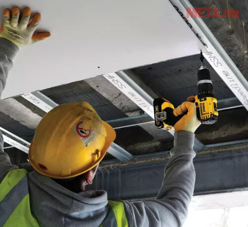 Máy khoan động lực pin Dewalt DCD785N-KR (solo)