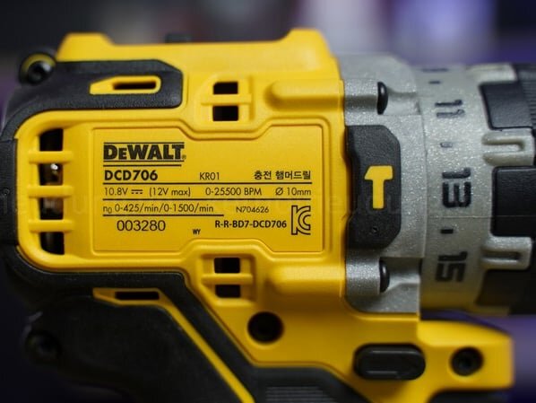 Thông số máy khoan Dewalt DCD706D1 Máy khoan Dewalt DCD706D1