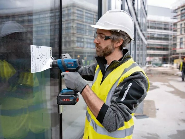 Máy thổi hơi nóng có 2 mức nhiệt Máy thổi hơi nóng