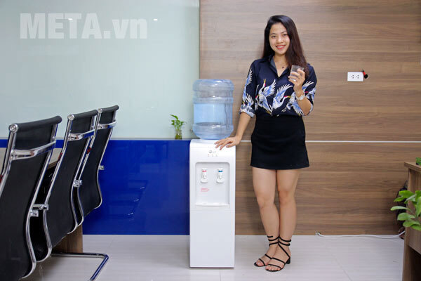 Cây nước nóng lạnh FujiE WD1105E Cây nước nóng lạnh FujiE WD1105E