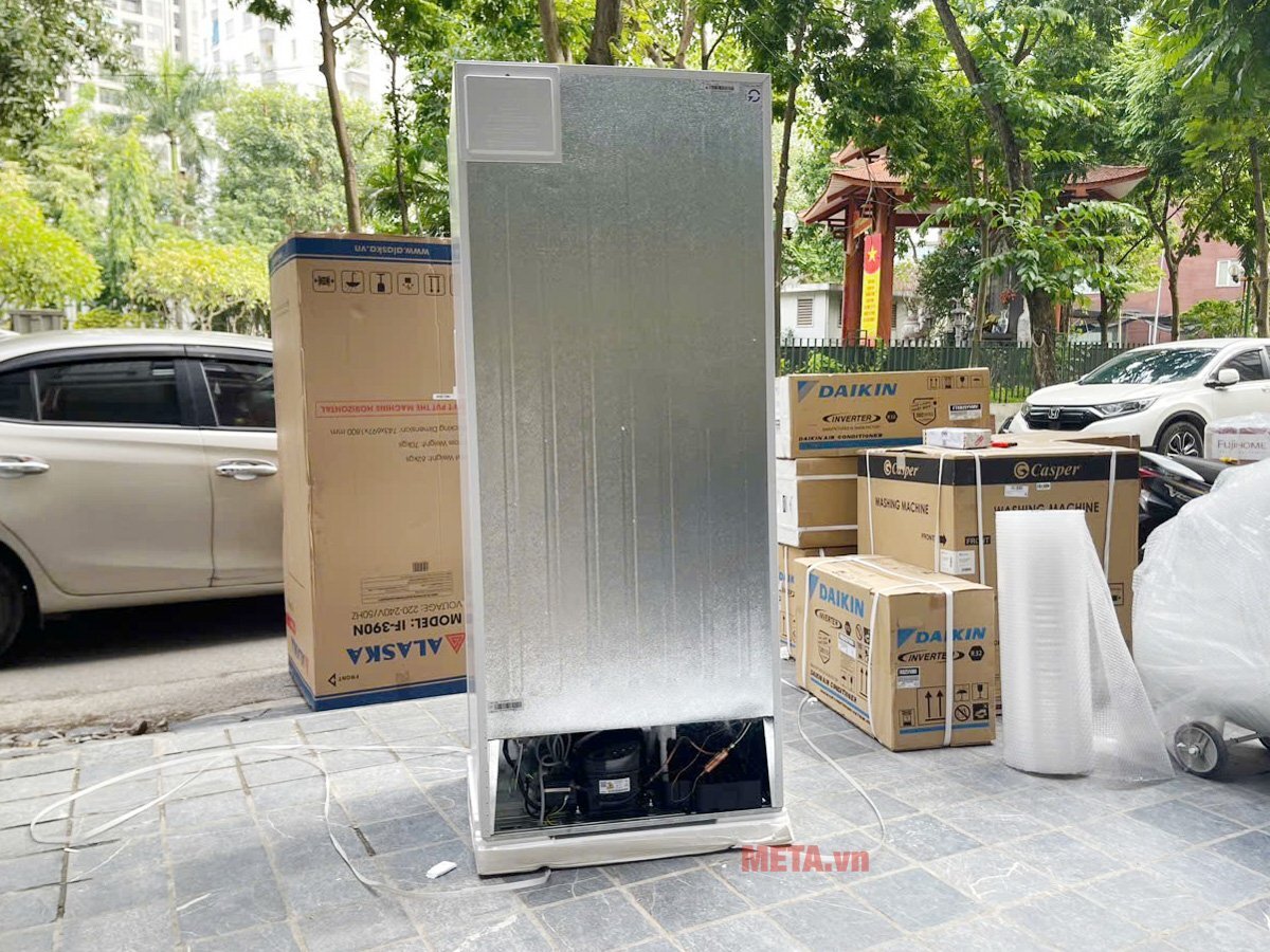 Mặt sau Tủ đông đứng Alaska IF-390N Mặt sau Tủ đông đứng Alaska IF-390N