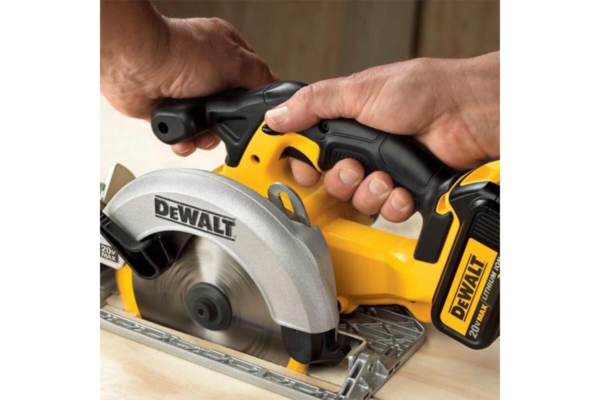 Máy cưa đĩa pin 18V DeWALT DCS391P1