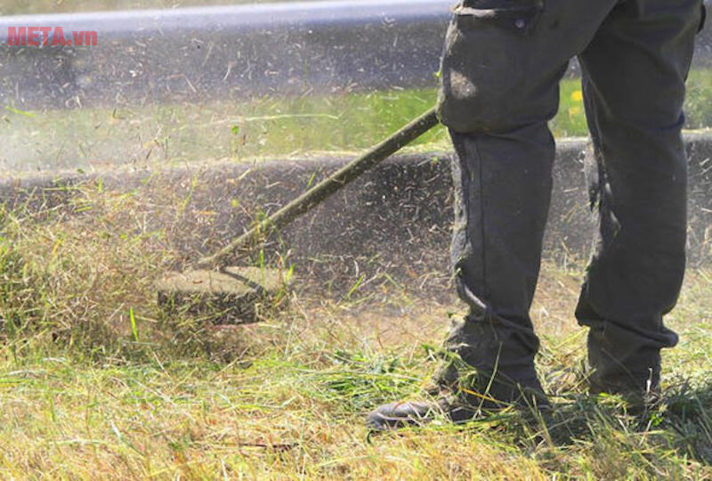 Máy cắt cỏ 2 thì Echo SRM4300R Máy cắt cỏ 2 thì Echo SRM4300R