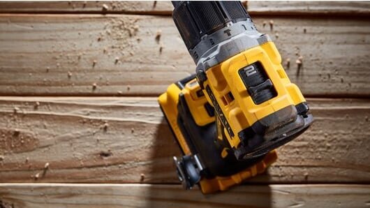 Máy khoan pin có điều tốc Máy khoan pin