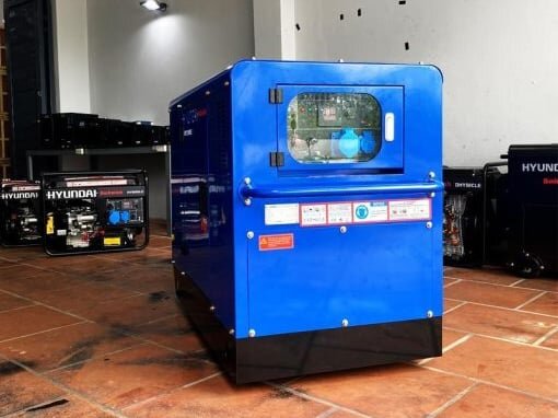 DHY12500SE-3 có công suất làm việc 10.000W DHY12500SE-3