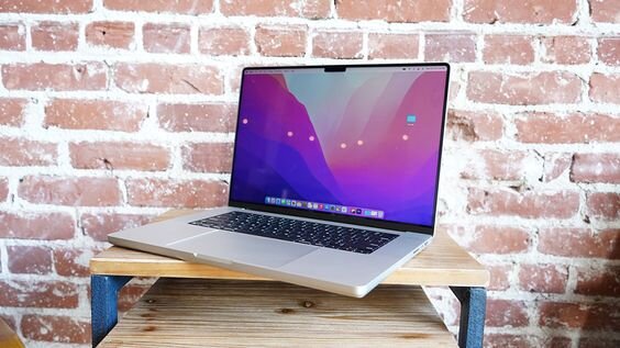 pin MacBook Pro 16 inch 2021