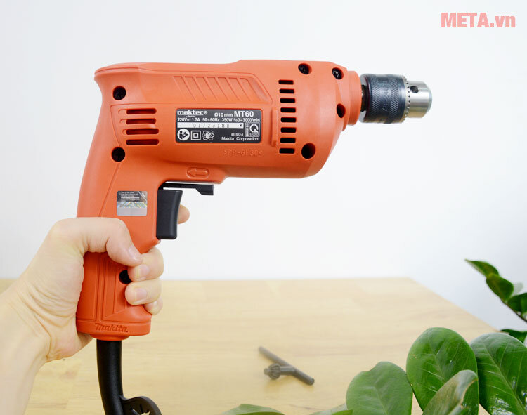 Máy khoan Maktec MT60