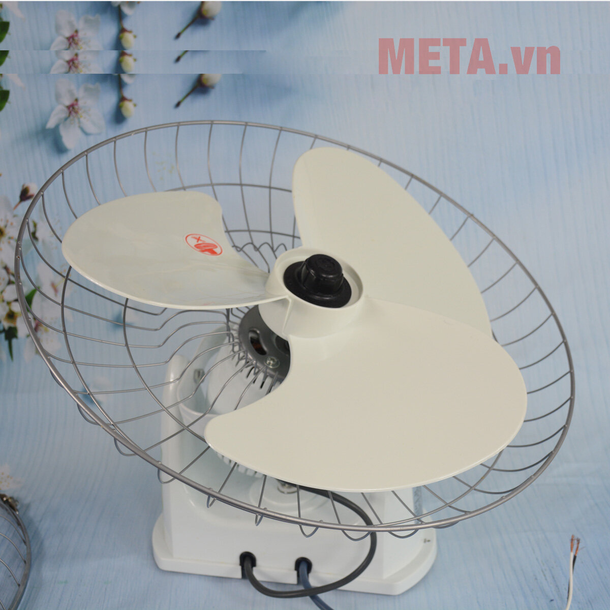 Quạt đảo trần Ching Hai HB9360A có điều khiển Quạt đảo trần Ching Hai HB9360A có điều khiển