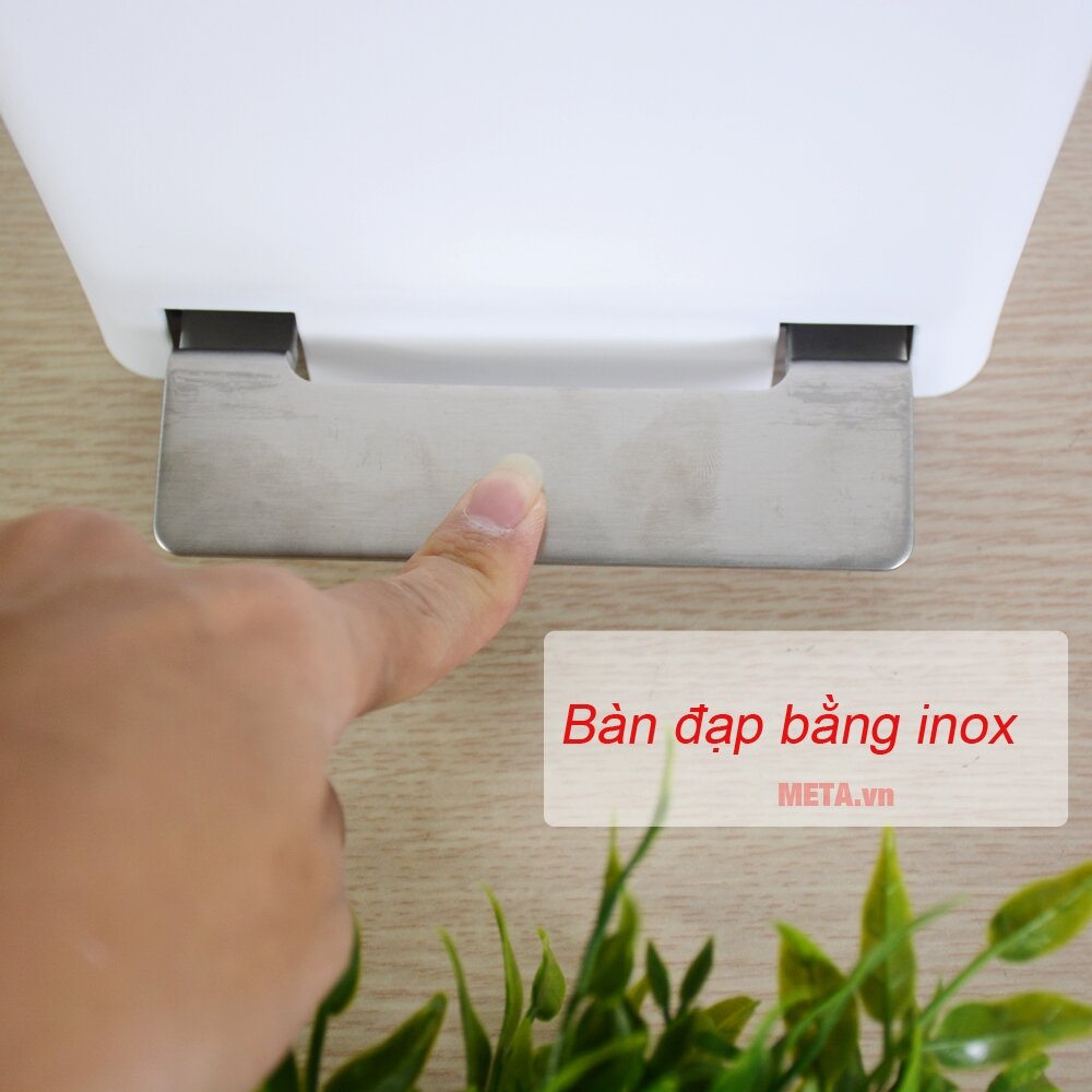Thùng rác nhựa đạp dòng Compact Fitis PPS1-903 - 10L (trắng đen) Thùng rác nhựa đạp dòng Compact Fitis PPS1-903 - 10L (trắng đen)