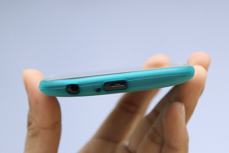 Ốp lưng LG K10 Nhựa dẻo trong Matte Xanh dương