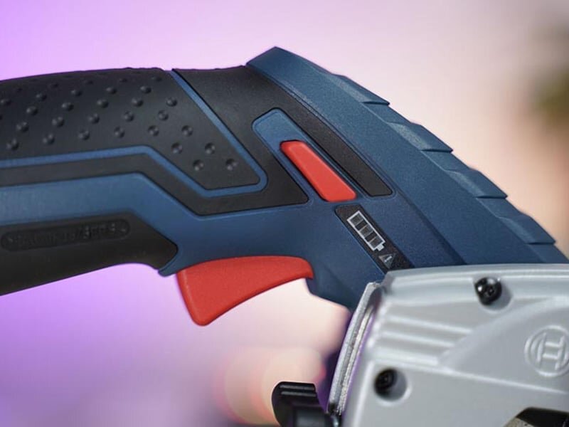 Máy cưa gỗ dùng pin Bosch GKS 12V-LI