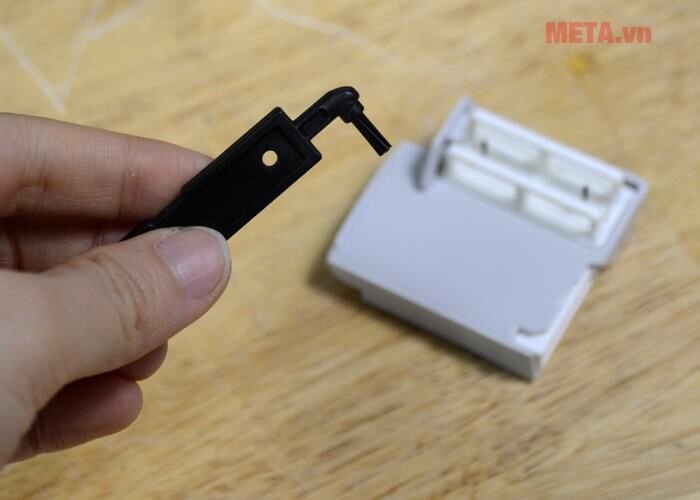 Máy lọc khí ô tô Sharp IG-GC2E-B/P/N (3.6m2)