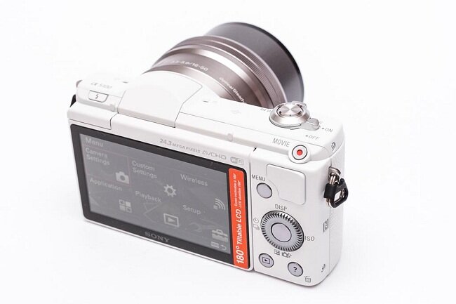 Máy Ảnh Sony Alpha A5100 (ILCE-5100) Body (Trắng) Máy Ảnh Sony Alpha A5100 (ILCE-5100) Body (Trắng)