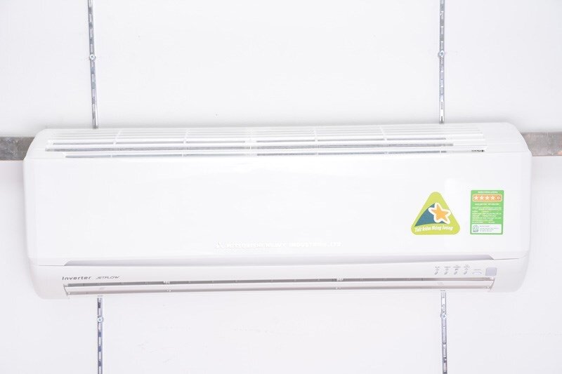 Điều hòa Mitsubishi 12000 BTU 1 chiều Inverter SRK/SRC13YL-S5