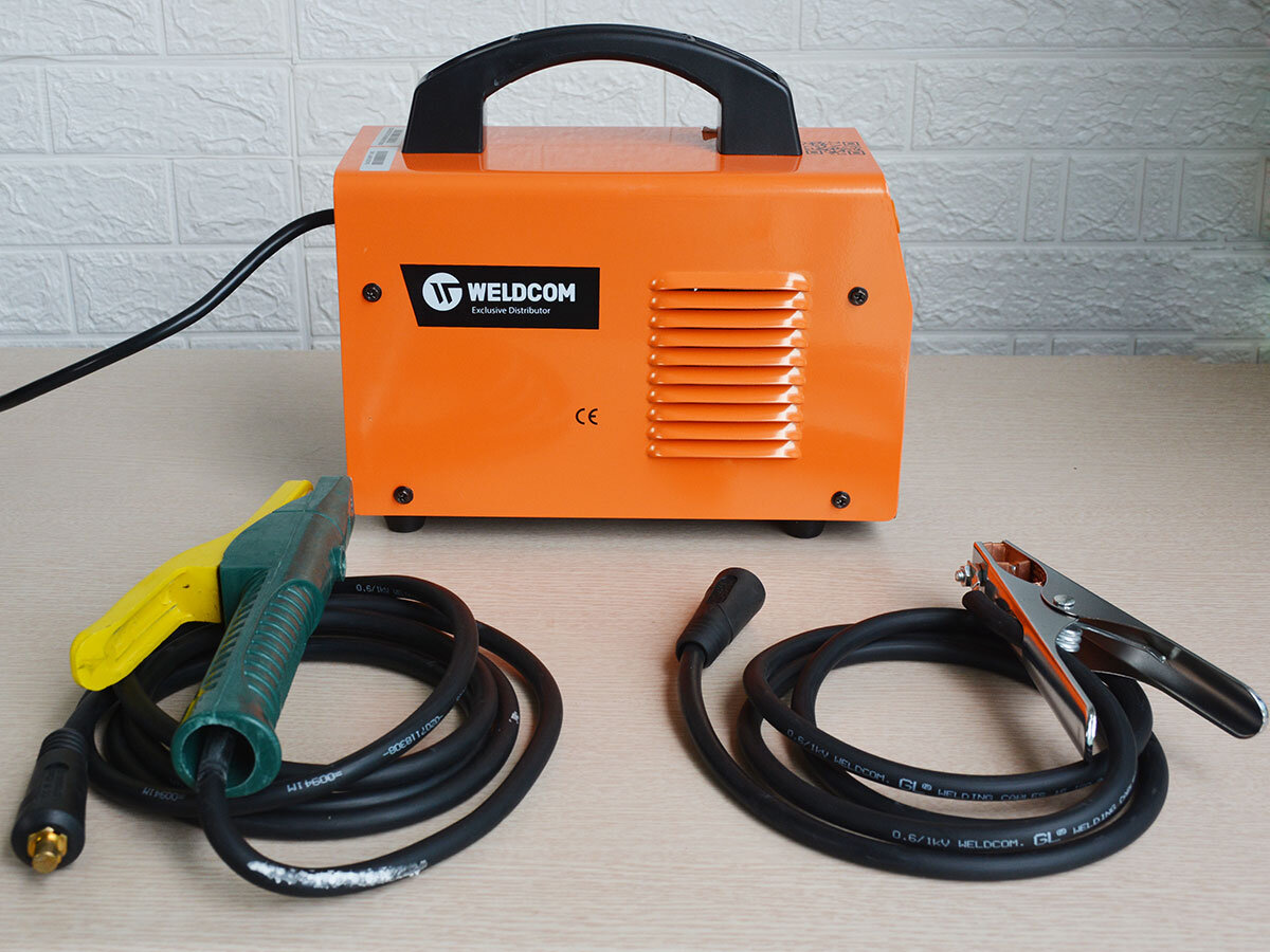 Máy hàn que điện tử Jasic ZX7 200E Máy hàn que điện tử Jasic ZX7 200E