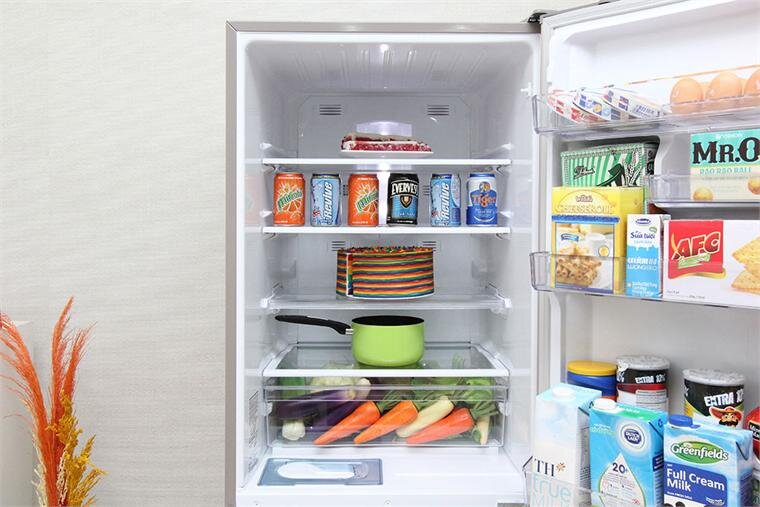 Tủ lạnh 3 cánh Mitsubishi MR-C46G-ST-V, ngăn đá dưới - 370 Lít