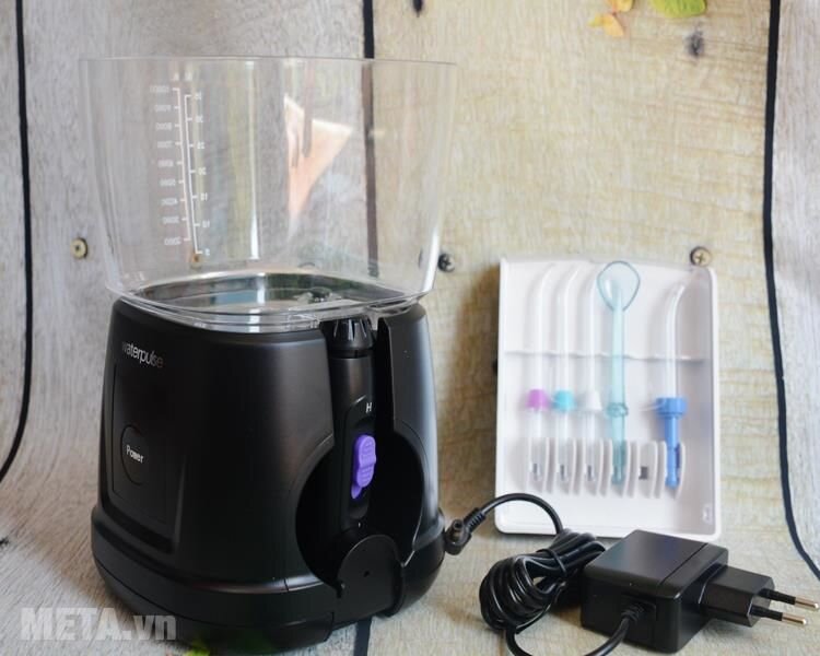 Máy tăm nước điều khiển cảm biến Waterpulse V700 Black