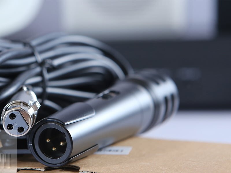 Dây cáp micro điện động cầm tay TOA DM-1200 có thể tháo rời