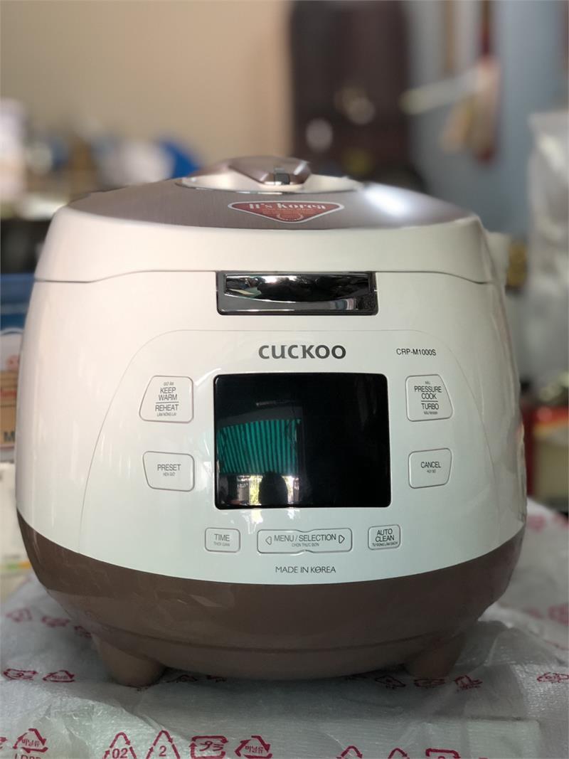 Nồi cơm áp suất điện tử Cuckoo 1.8l CRP-M1000S -NK Korea Nồi cơm áp suất điện tử Cuckoo 1.8l CRP-M1000S -NK Korea