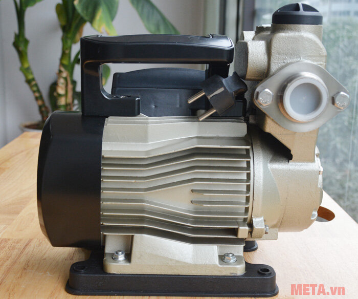 Máy bơm nước đa năng Oshima 600 Máy bơm nước đa năng Oshima 600