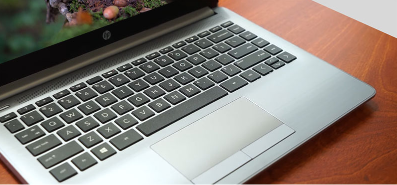 Laptop HP 240 G8 617K2PA