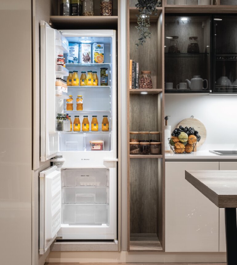 Tủ lạnh Malloca 246 lít MF-246EBI