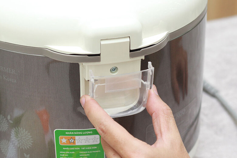 Nồi cơm điện Cuckoo 2 lít CR- 1032 M Nồi cơm điện Cuckoo 2 lít CR- 1032 M