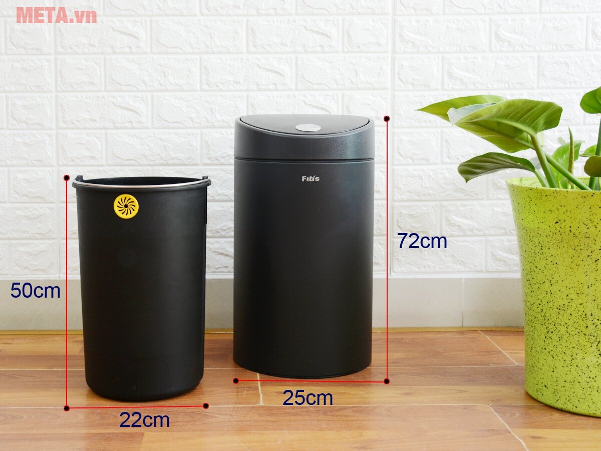 Thùng rác Inox nhấn tròn nhỏ Fitis RTS1-903 12 lít