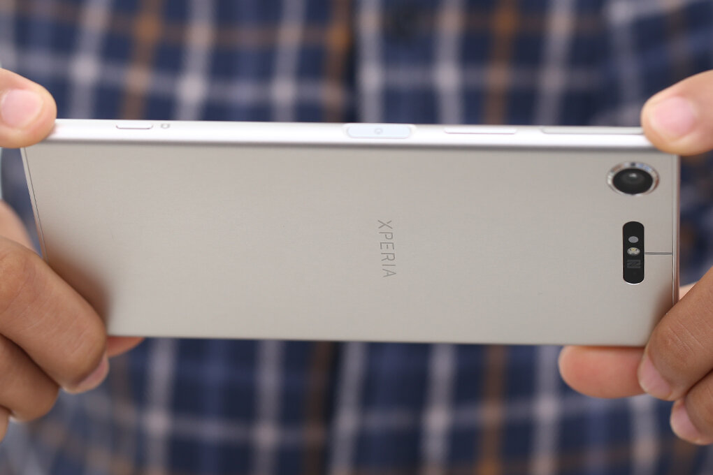 Điện thoại Sony Xperia XZ1