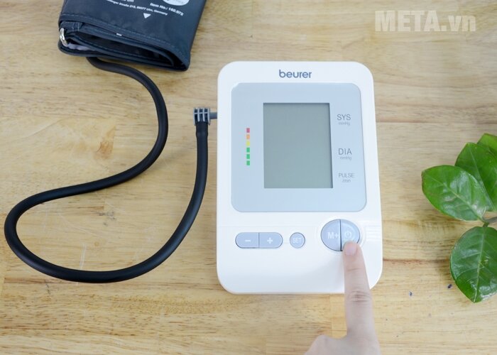 Máy đo huyết áp bắp tay Beurer BM26