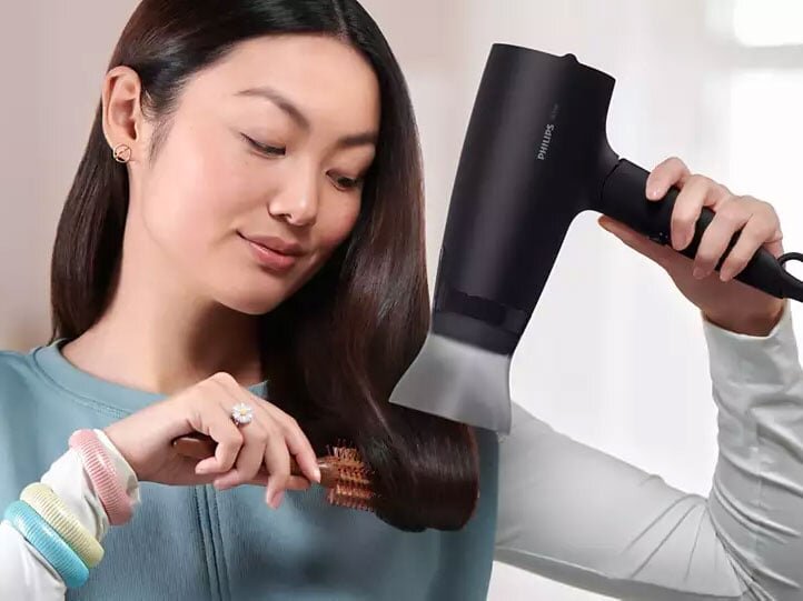 Máy sấy tóc có sấy mát Máy sấy tóc