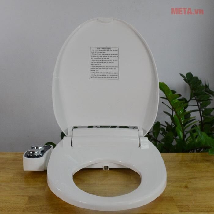 Nắp bồn cầu thông minh Luva Bidet - LB204 (có nóng, lạnh)