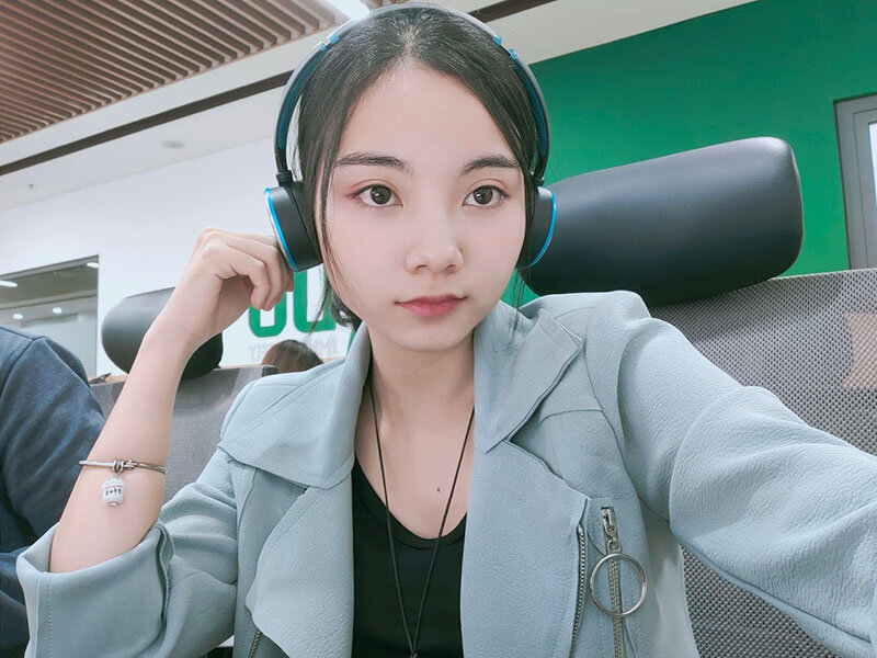 Điện thoại Realme XT - RAM 8 GB, 128GB, 6.4inch