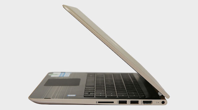 Laptop HP Pavilion x360 u103TU i3 7100U/4GB/500GB/Win10/(Y4F56PA)