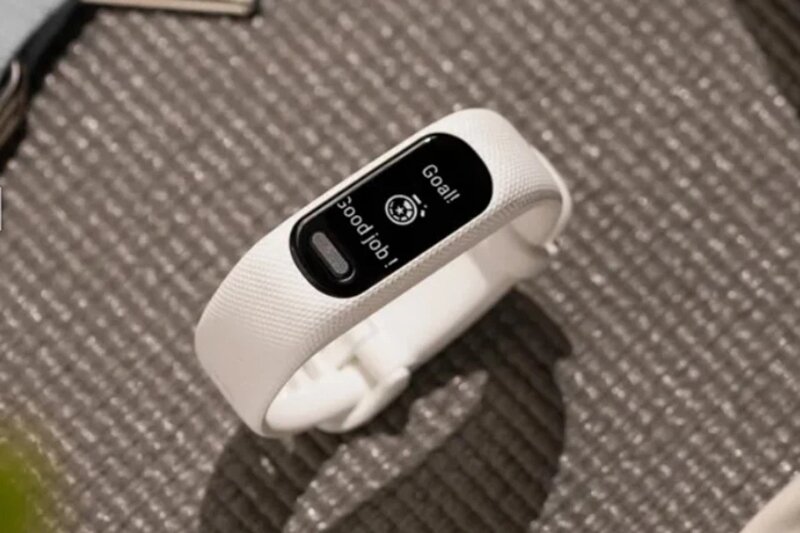 Đồng hồ thông minh Garmin Vivosmart 5 màn hình