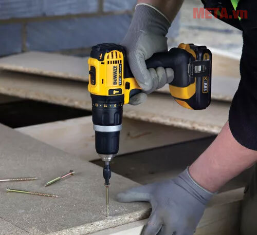 Máy khoan động lực pin Dewalt DCD785N-KR (solo)