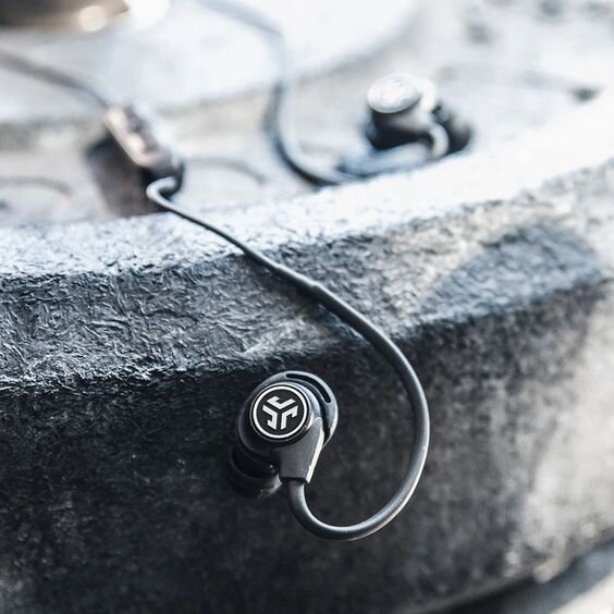 Tai nghe bluetooth thể thao JLab Fit Sport 3 (ảnh 2)