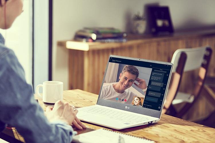 Laptop LG Gram 13ZD980-G.AX52A5 Core i5-8250U Kabylake R