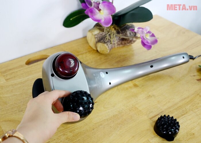Máy massage cầm tay 2 đầu hồng ngoại Beurer MG100