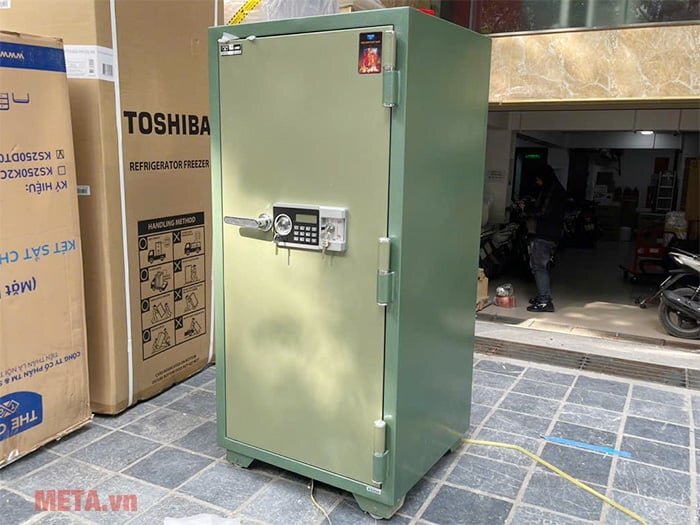 Ảnh thực tế của két sắt chống cháy Hòa Phát KS250K1DT Két sắt chống cháy Hòa Phát KS250K1DT