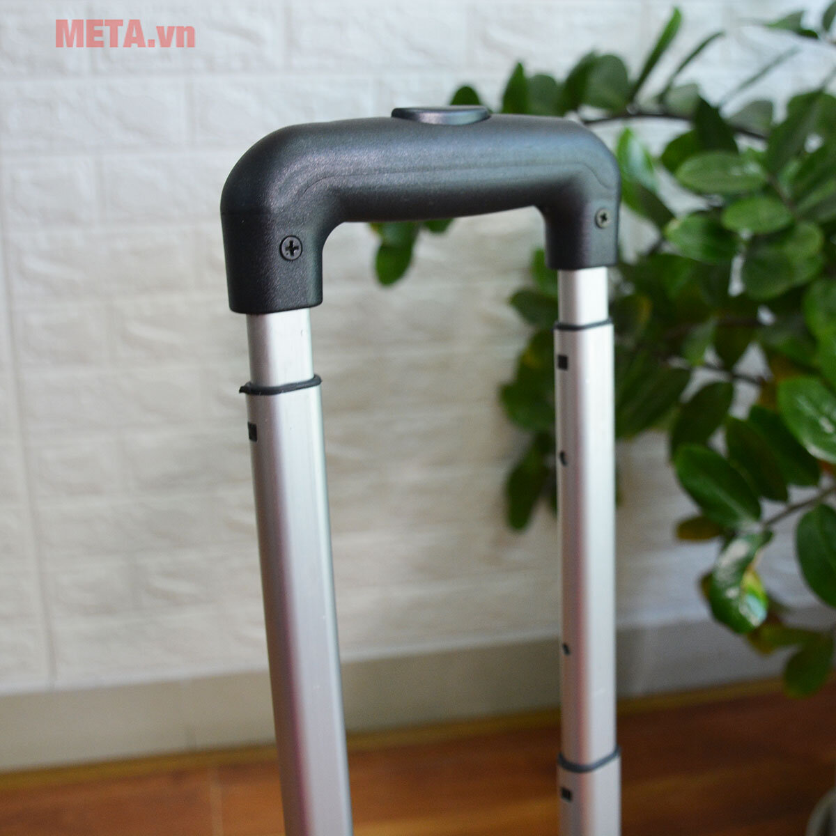 Vali doanh nhân Macat BY15X