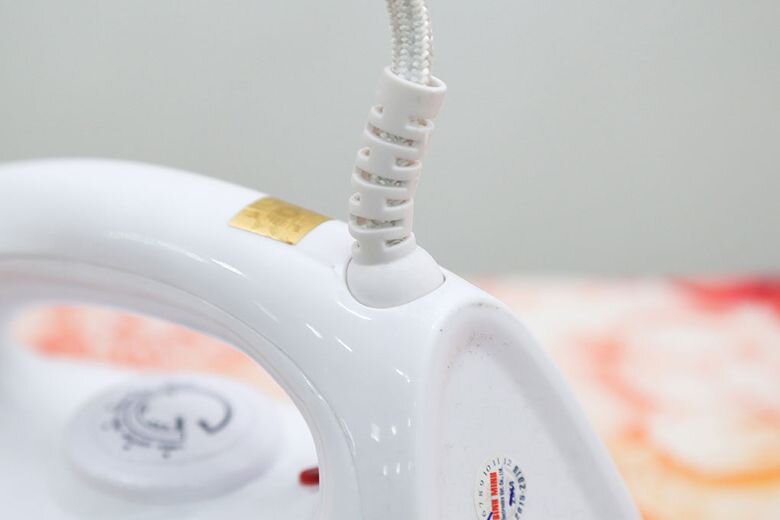 Bàn ủi Pensonic PI-850 Bàn ủi Pensonic PI-850