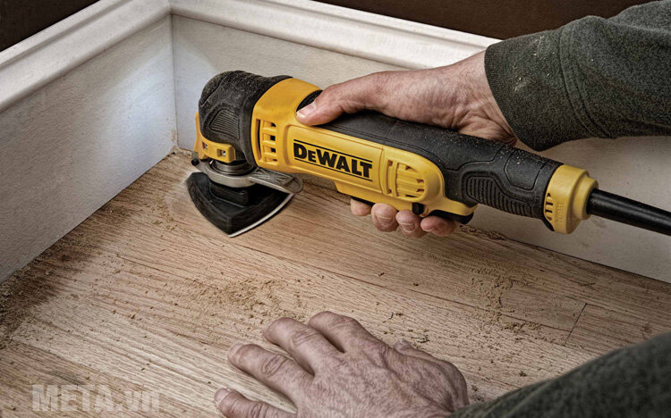 Máy cắt rung đa năng DeWalt DWE315K