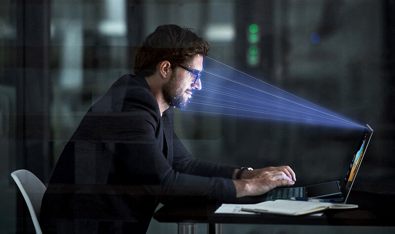 Laptop Asus Zenbook Duo UX482