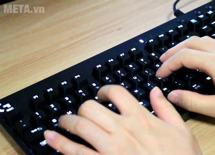 Bàn phím cơ Logitech G610 Orion Blue