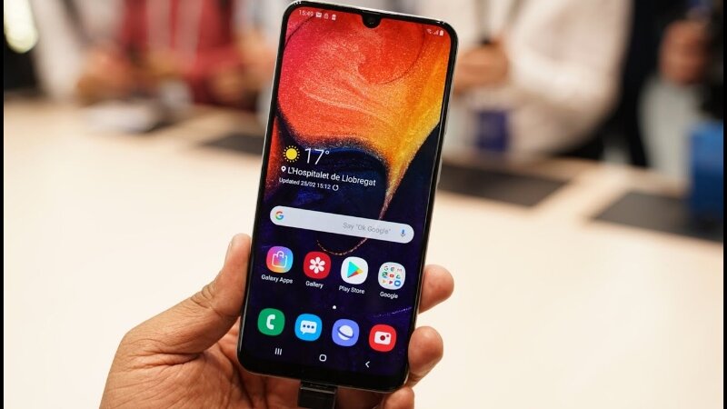 Điện thoại Samsung Galaxy A50 4GB/64GB  màn hình