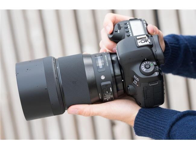 Ống Kính Sigma 135mm F1.8 DG HSM ART For Sony