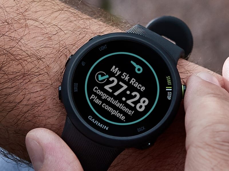 Garmin Forerunner 45 mặt đồng hồ