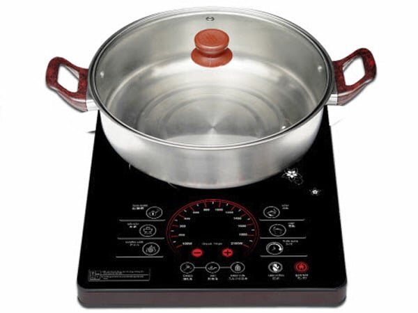 Bếp từ đơn Sato BT022 có nhiều chế độ nấu đa dạng Bếp từ đơn Sato BT022