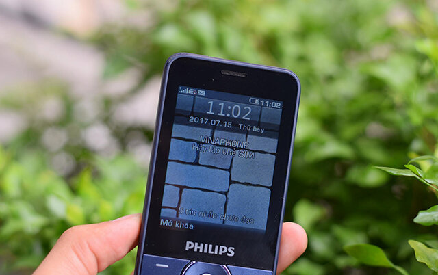 Điện thoại Philips E316